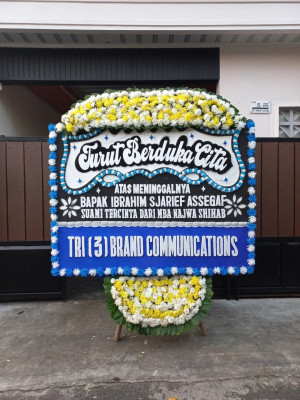 Papan Bunga Duka di Ampenan